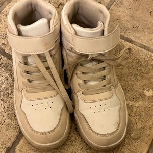 Berness sneaker shoes